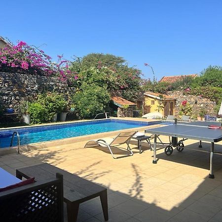Villa Charles - Ile De Gorée מראה חיצוני תמונה