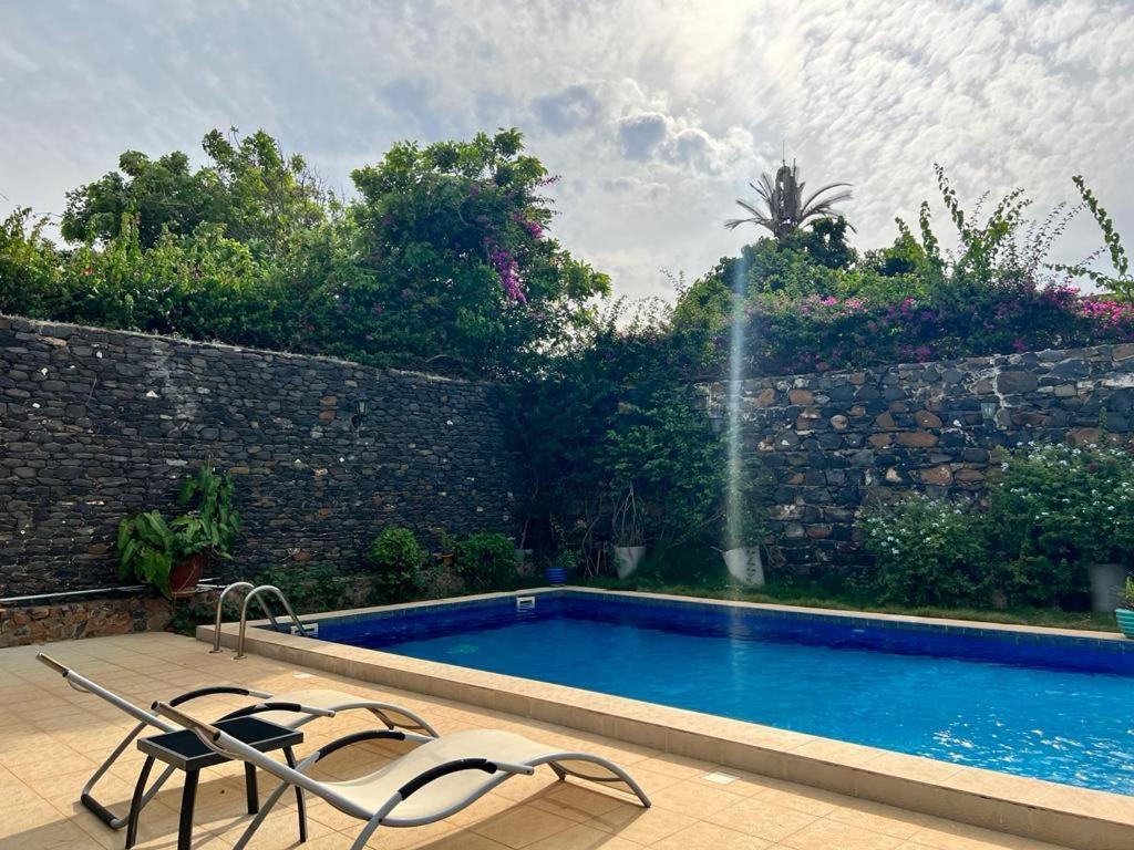 Villa Charles - Ile De Gorée מראה חיצוני תמונה